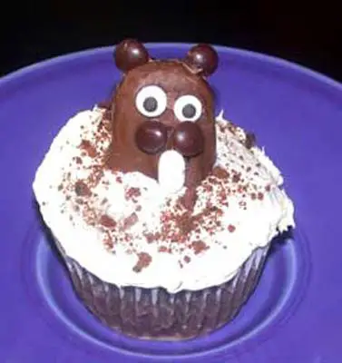 Chocolate Groundhog Cupcakes